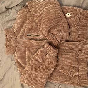 Never worn, perfect condition just missed my return deadline.